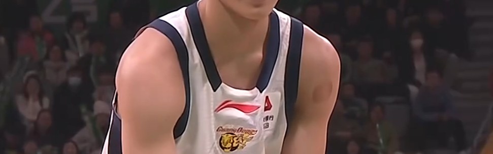 yunkai官网-广东3消息！徐杰自曝伤情未愈，朱芳雨引援生变，崔永熙复出推迟